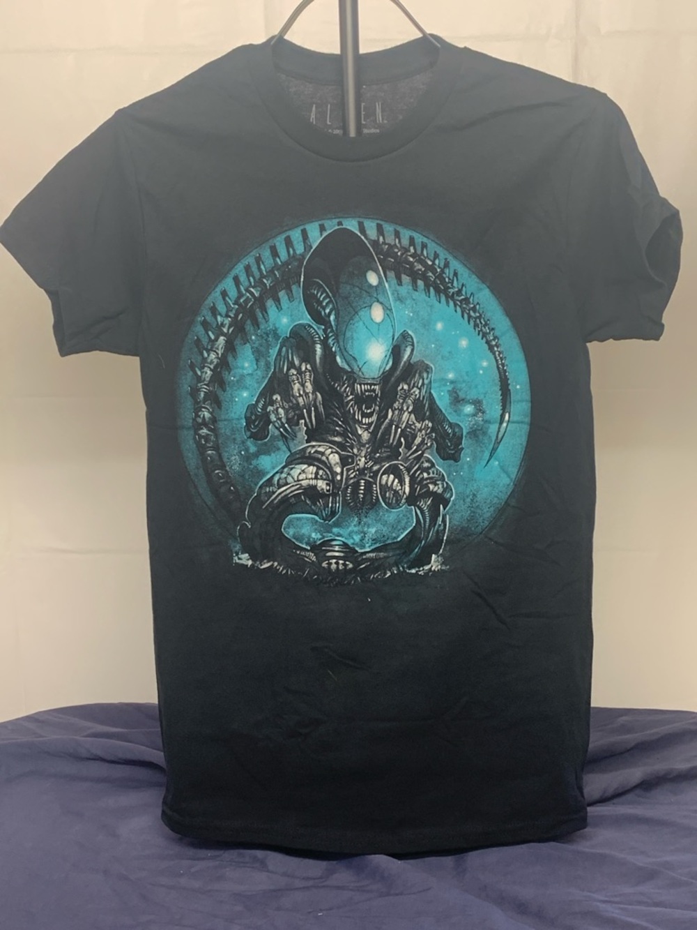 Alien Graphic Tee - Black/Teal Short Sleeve Shirt